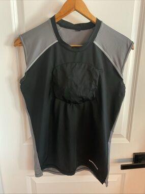 Bodyprox - Men's Black & Gray Sleeveless Chest Protector Top - Men’s Size Large